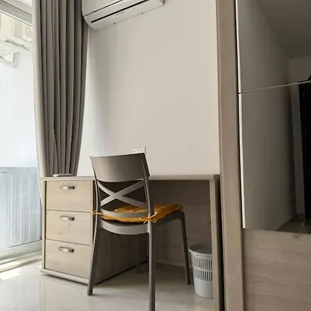 Modern Apartment, Large Backyard * Marsaxlokk